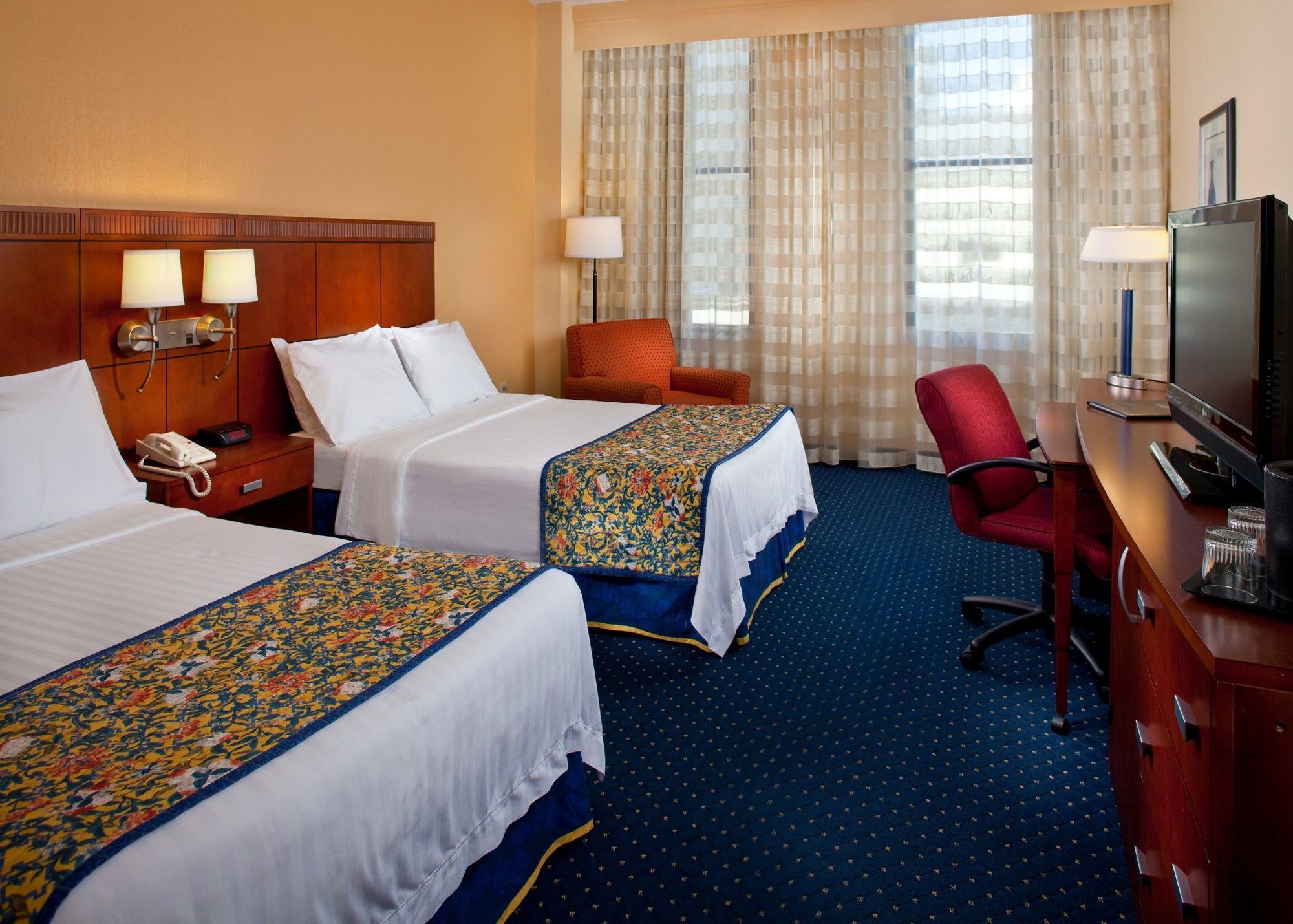Hotel Courtyard By Marriott New Orleans Downtown Near The French Quarter Pokoj fotografie